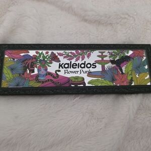 Kaleidos Flower Punk Eyeshadow Palette